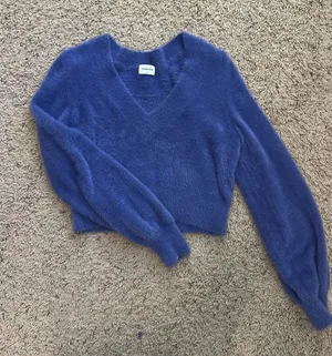 Aritzia Sunday Best Sweater thumbnail 1