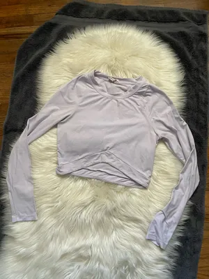 Alphalete light purple long-sleeve crop top thumbnail 3