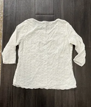 Lightweight white eyelet top with a scoop neckline and three-quarter sleeves thumbnail 4