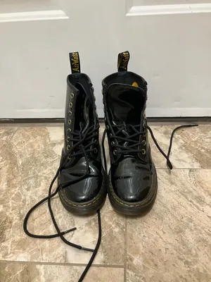 •DR MARTENS• Doc Martens Zavala Patent Leather Black Lace Up thumbnail 7