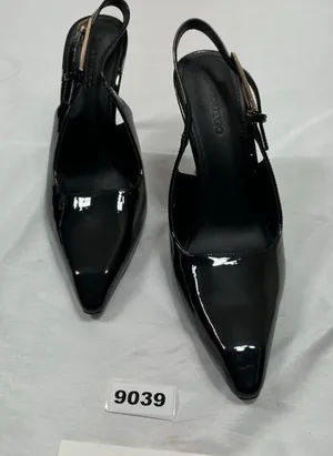 Womans New Coutgo Sling Back Pumps Black Size 8.5 Stiletto Heel thumbnail 1