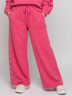 SIMPLY SOUTHERN Quilted Pearl & Rhinestone Trim joggers thumbnail 1