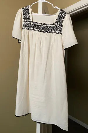 Old Navy Beautiful Embroidered Dress thumbnail 1