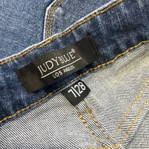 Judy Blue Skinny Fit Jeans 7/28 thumbnail 3