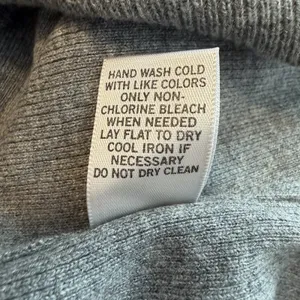 Caché NWT Ruffle Neck SS Sweater Gray Metallic Ribbed Hem‎ Silk Blend Y2K Small thumbnail 9
