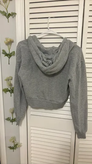 Gray Cropped Hoodie Jacket Sweater Top thumbnail 3