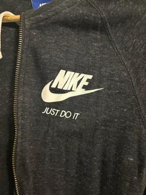 Nike Zip-Up Jacket thumbnail 3