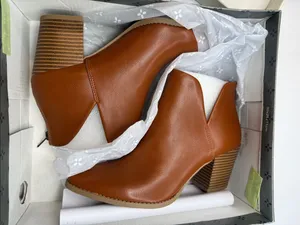 Sun + Stone Women's Elizaa Notched Pointed Toe Dress Booties Size 6M thumbnail 2