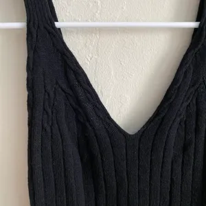 Aritzia Wilfred Cable Knit Sweater Tank Top thumbnail 3