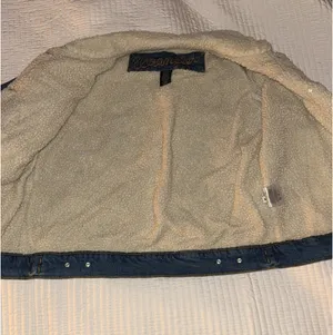 Wrangler Sherpa Lined Denim Jacket thumbnail 3