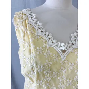 Vintage 1960s Handmade‎ Yellow Lace Overlay Sheath Dress Daisy Trim S thumbnail 5