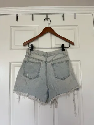 Forever 21 light wash ripped jeans high rise thumbnail 2