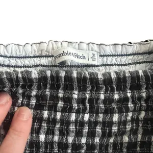 Abercrombie & Fitch Y2K Smocked B&W Gingham Square Neck Peplum Top Puff Sleeves thumbnail 4