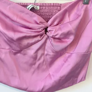 Abercrombie & Fitch‎ Womens Strapless Satin Pink Ruched Back Tube Top Size Large thumbnail 4