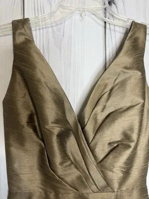 Jim Hjelm Formal Dress Sleeveless V-Neck Sz 4 Taffeta Metallic Bronze Trumpet thumbnail 7