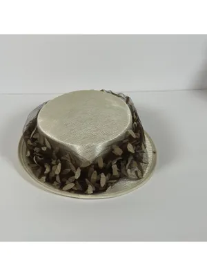 Vintage Ladies' Ivory Satin Hat with Brown Leaf Detail thumbnail 6