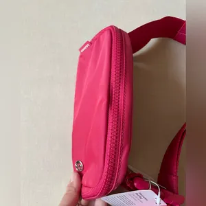 Lululemon Everywhere Belt Bag 1L - Cherry Mist thumbnail 8