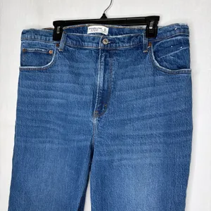 Abercrombie & Fitch 90s Straight Leg‎ Ultra High Rise Jeans thumbnail 4