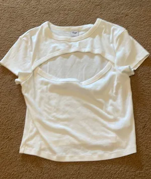 Aritzia TNA Cut Out Top thumbnail 2
