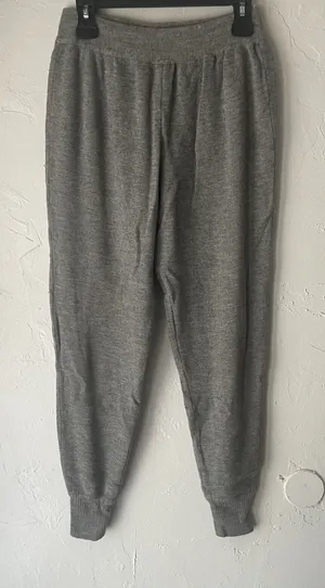 Liz Sport Vintage 90s Women's Size Small 50% Lambswool Grey Jogger Pants‎ thumbnail 1