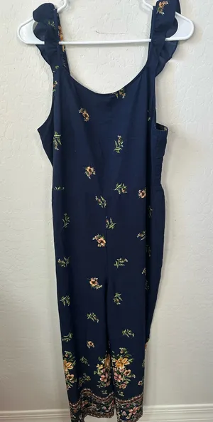 Jumpsuit  thumbnail 1