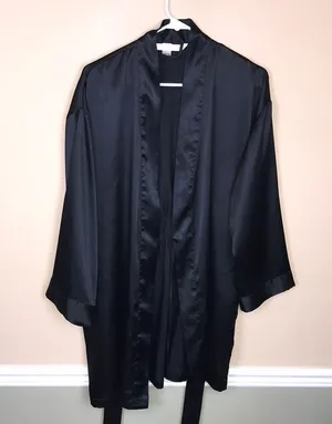 Victoria’s Secret Women’s Silky Black Intimate Kimono Sleep Lounge Robe One Size thumbnail 4