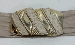 Vintage 1987 Leather‎ Shop Taupe Leather Waist Belt Gold Sculptural Buckle 34in thumbnail 1
