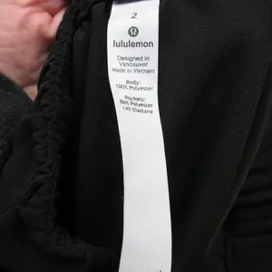 Lululemon Cropped Noir Pants  thumbnail 11