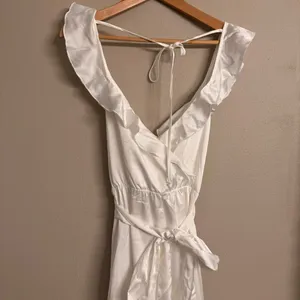 SHOW ME YOUR MUMU Alexis Satin Midi Dress‎ thumbnail 4