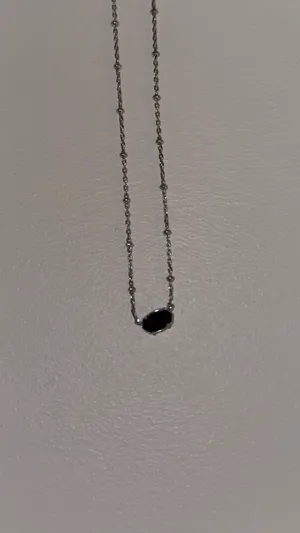Kendra Scott Necklace thumbnail 2