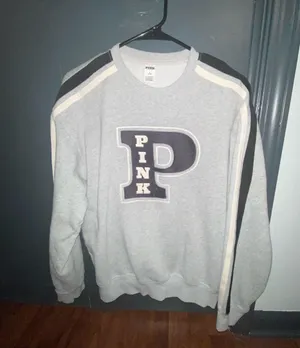 Victoria's Secret PINK sweatshirt thumbnail 1