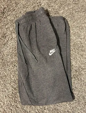 Nike Women’s Sweatpants thumbnail 1
