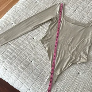 LULULEMON Wundermost Ultra-Soft Nulu Square-Neck Long-Sleeve Bodysuit Size M thumbnail 12