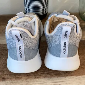 Adidas Originals Puremotion Running Sneaker Women’s Size 10 / Men’s Size 8.5 thumbnail 5