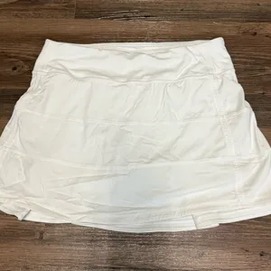 Lululemon Skirt! thumbnail 1