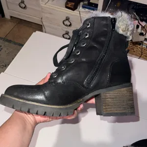 STEVE MADDEN Comfort Women SZ 9 Faux Fur Lined Ankle Booties Black Block Heeled thumbnail 6