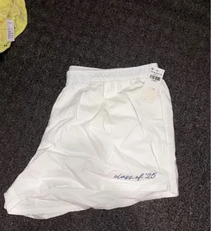 Hollister Graduation Sleep Set thumbnail 3