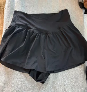 Aerie Shorts Crossover thumbnail 1