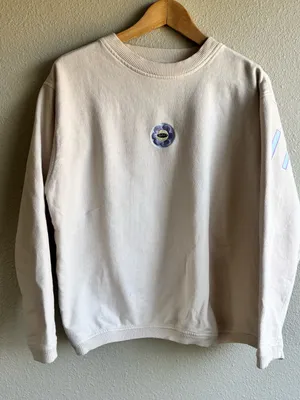 Cream Crewneck Sweatshirt ‘Girl’ 🌸 thumbnail 1