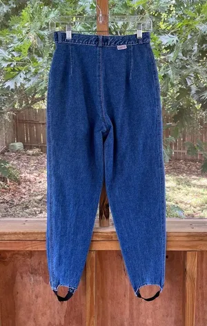 Guess Jeans Women's Vintage 80's Era Stirrup Jeans Size 30 (25" Waist) thumbnail 2