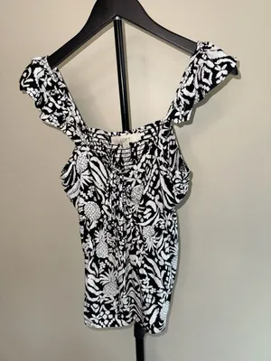 LOFT Black and White Tropical Print Smocked Ruffle Strap Tank Top-S thumbnail 1