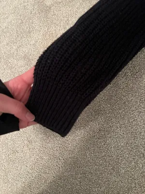 Urban Outfitters Sweater Cropped thumbnail 6