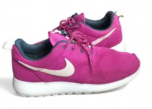 Nike Roshe One Women’s White Club Pink Running Shoes Size 8.5 #511882-605 thumbnail 1