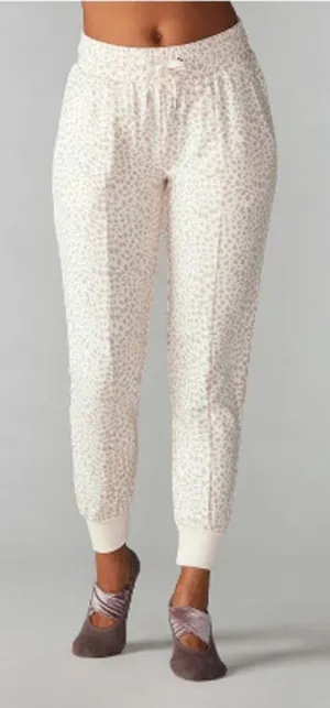 $85 Tavi Cozy Joggers in Dune Lynx, NWT thumbnail 1