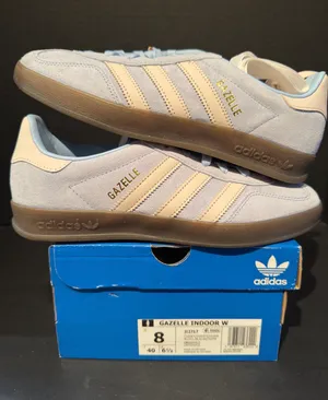 Women’s Adidas Gazelle Indoor size 8W thumbnail 1