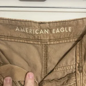 American Eagle Corduroy Shorts Women's‎ Size 6 Highest Rise 90's Boyfriend Cargo thumbnail 3