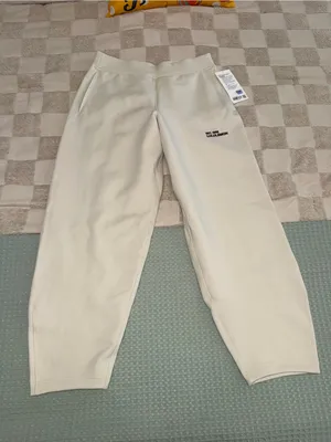 NWT Lululemon Heavyweight Fleece Sweatpant‎ size L thumbnail 1