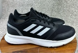 Adidas women’s size 10 thumbnail 3