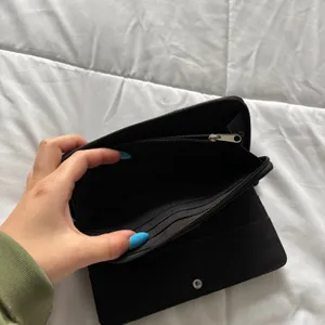 Vintage Etienne Aigner Black Zip Around Continental Wallet Stitched Leather thumbnail 9