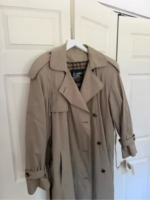 NWT Vintage London Fog Tan Khaki Trench Coat Rain Coat Size 10P Petite thumbnail 8